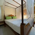 Karu\'S Hostel