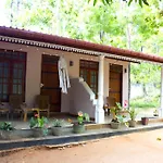 Sigiri Leisure Holiday Home