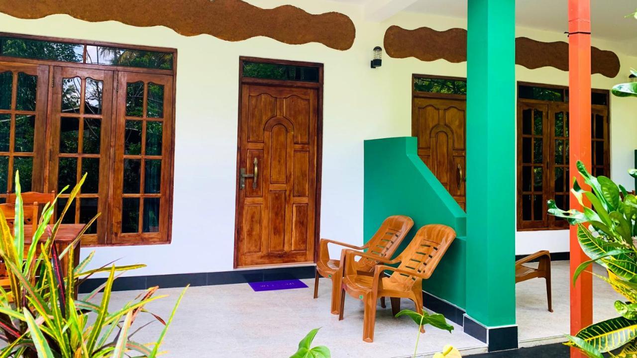 Sigiri Starwing Bed & Breakfast