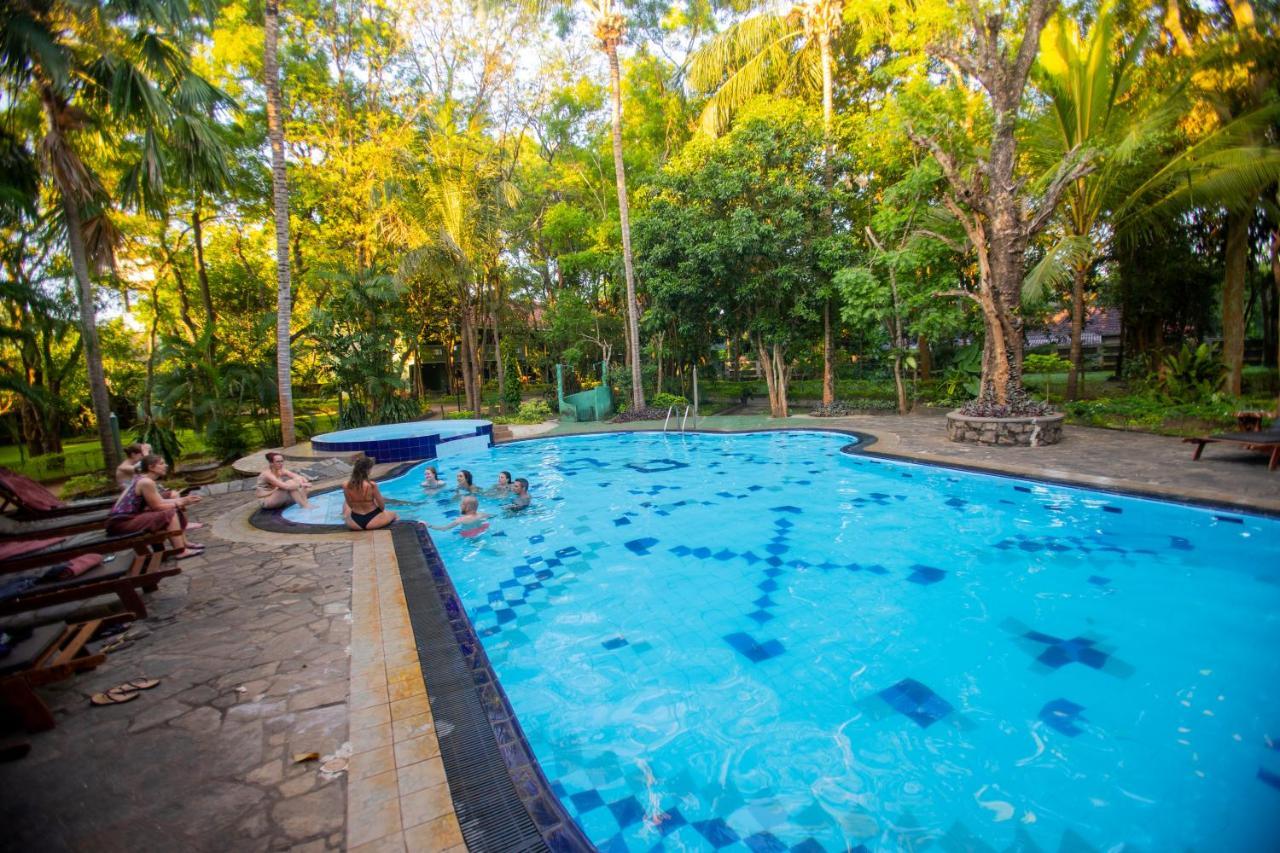 Eden Garden 4*