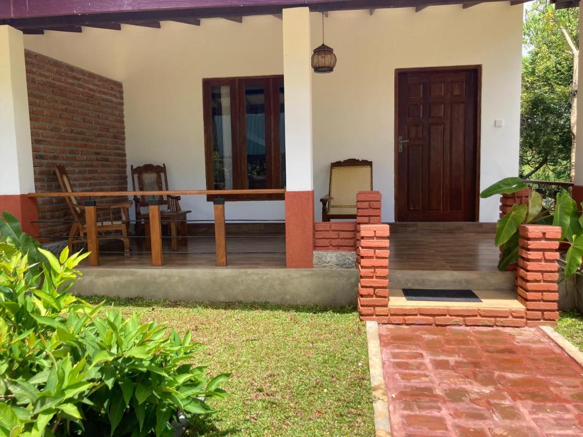 The View Hotel Sigiriya
