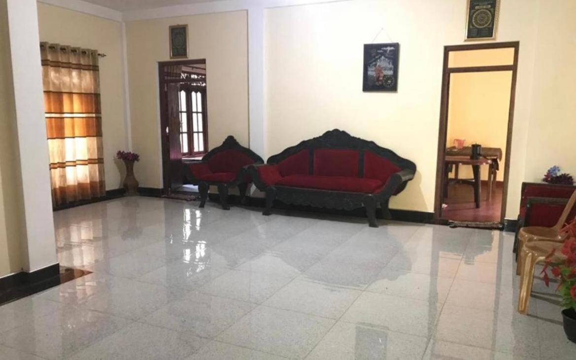 Karu's Hostel *