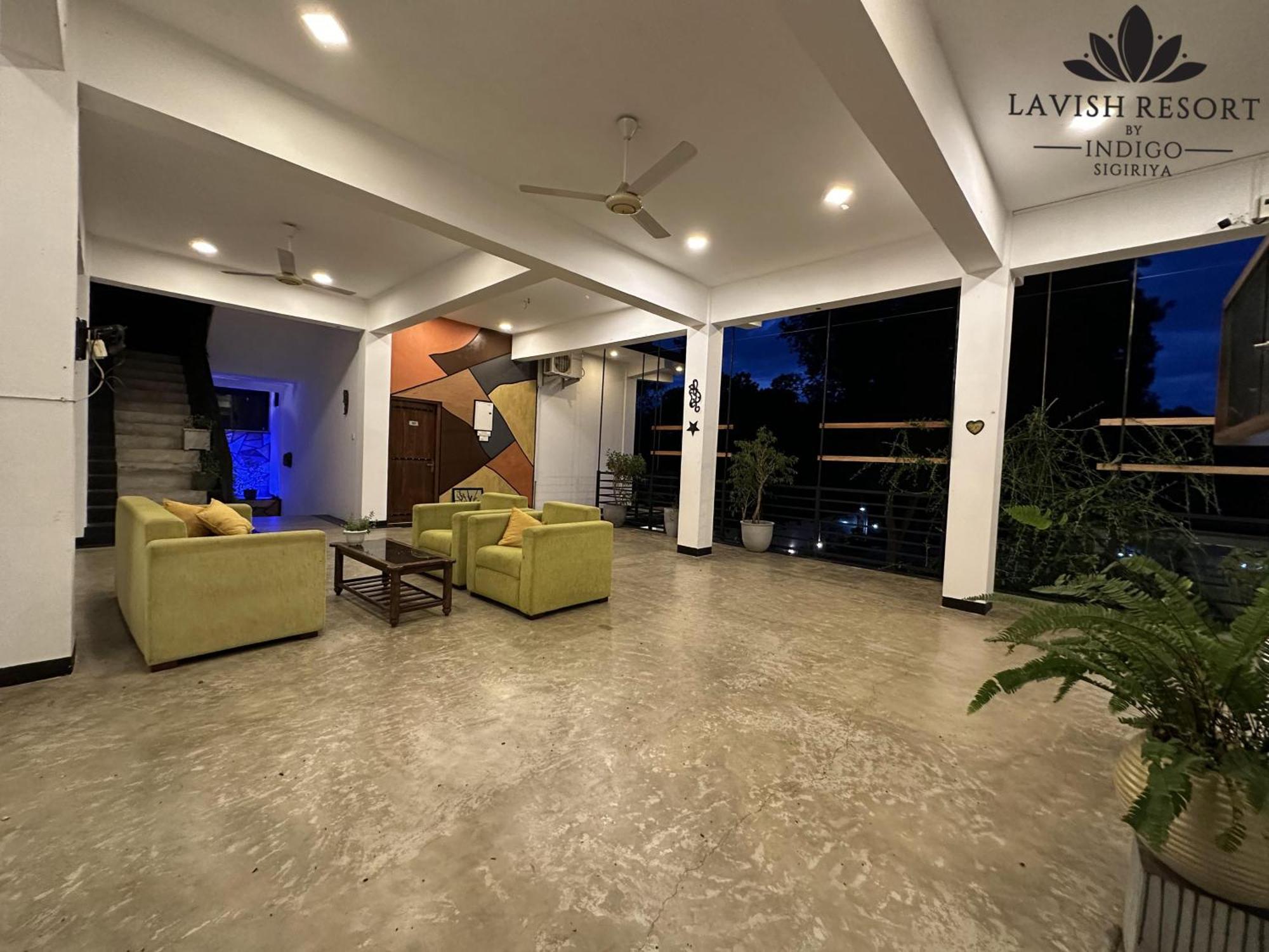 Hotel Lavish By Indigo 3*