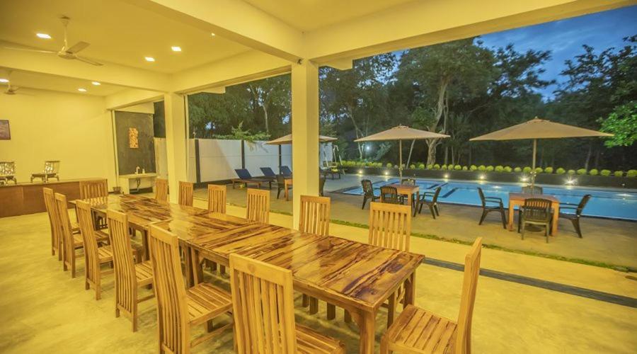 Hotel Lavish By Indigo Sigiriya