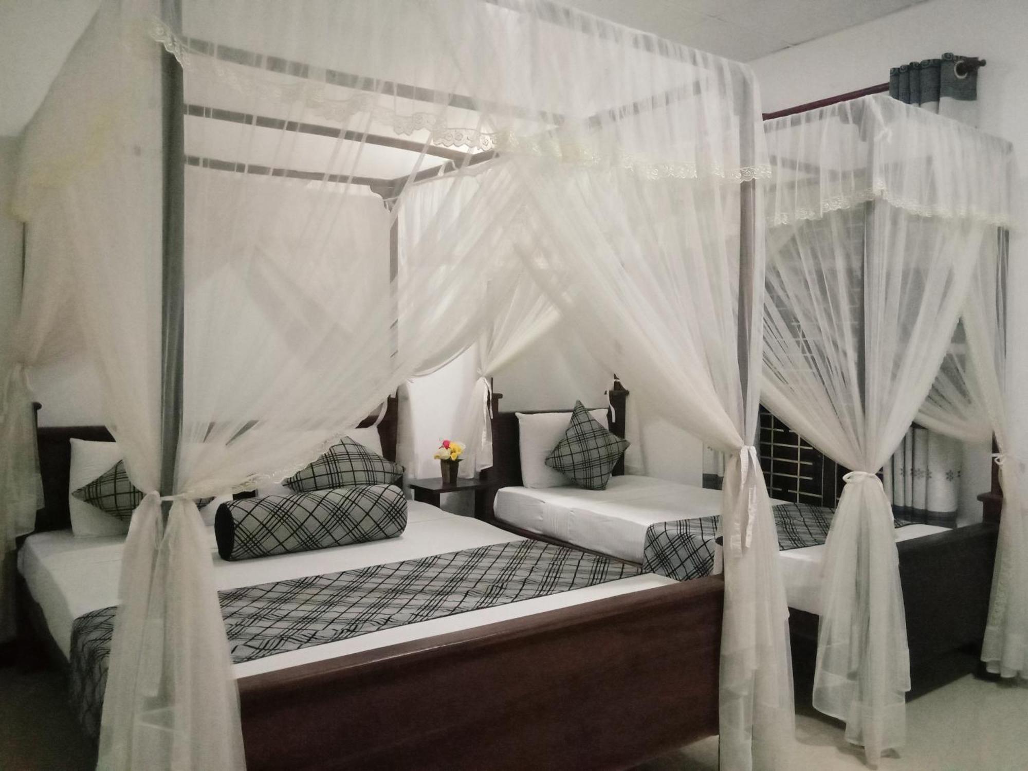 Rock Gate Resort 3*
