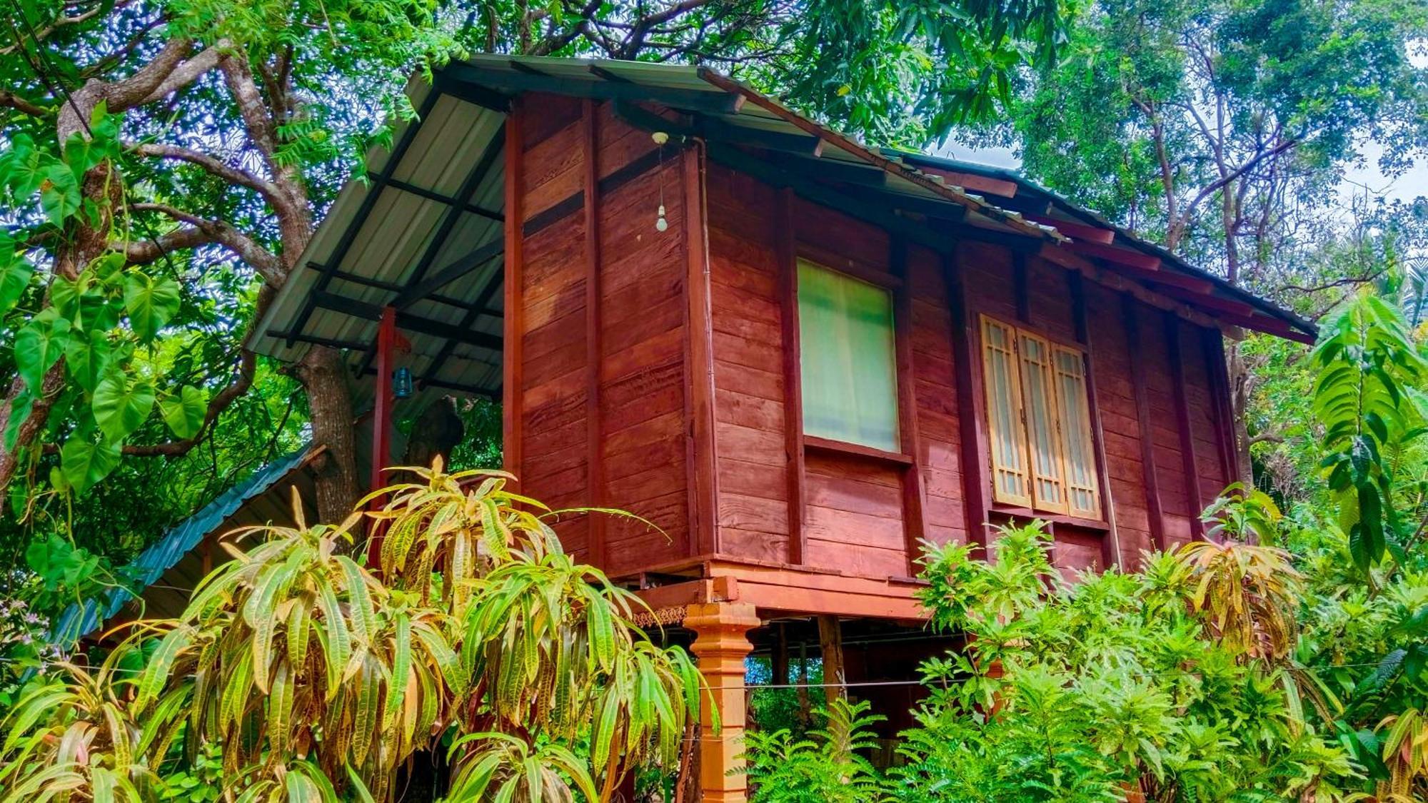 Bed & Breakfast Sigiri Sky & Treehouse Sigiriya