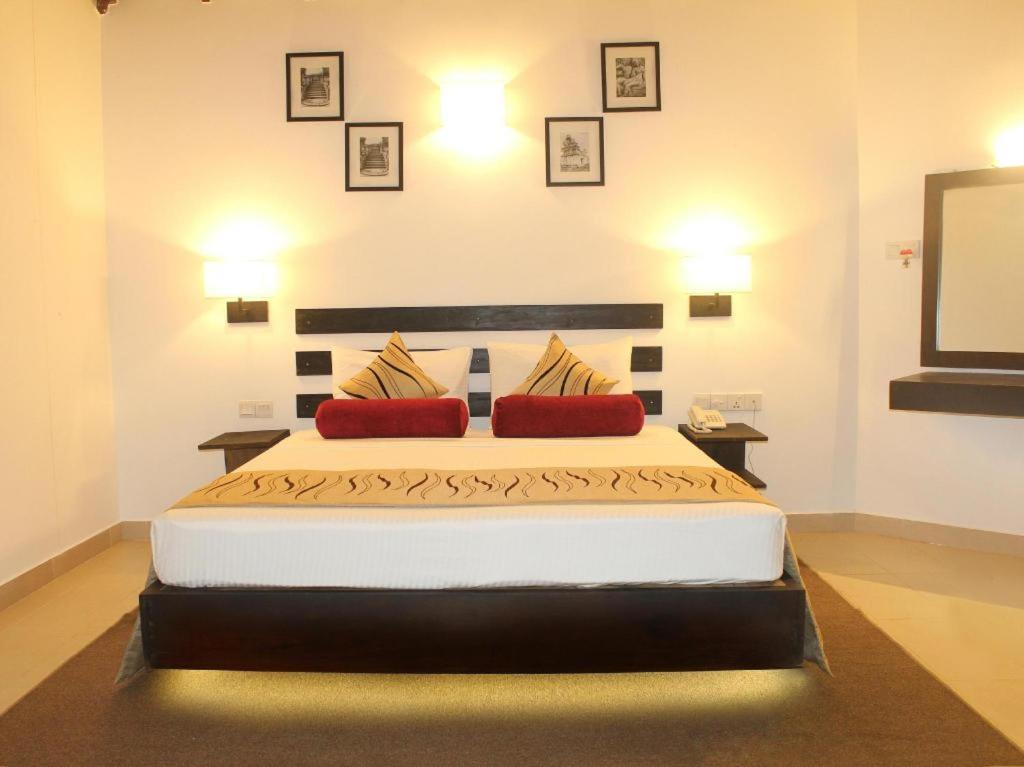 Kamrel Hotel 4*