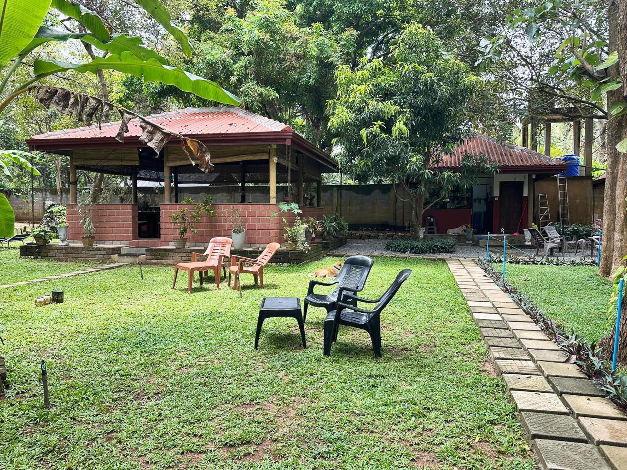 Sat Nam Village Hotel 2*