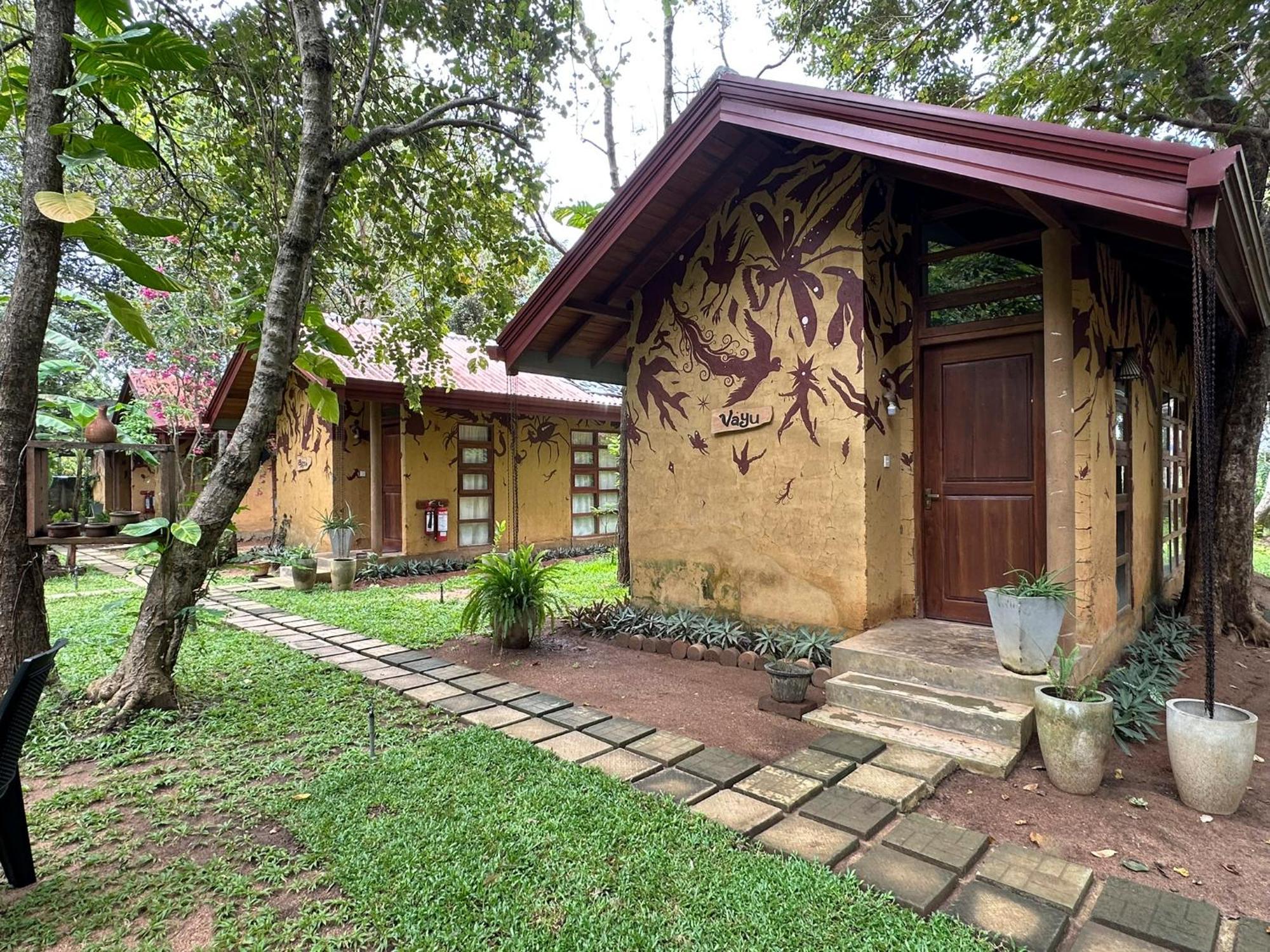Sat Nam Village Hotel Sigiriya