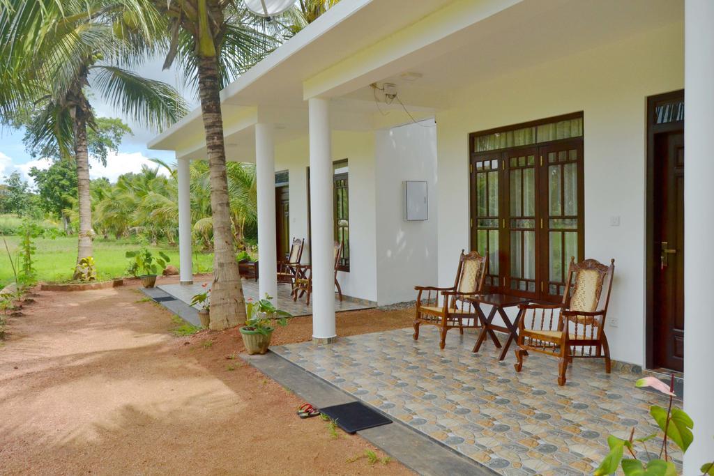 Bed & Breakfast Shady Mango *