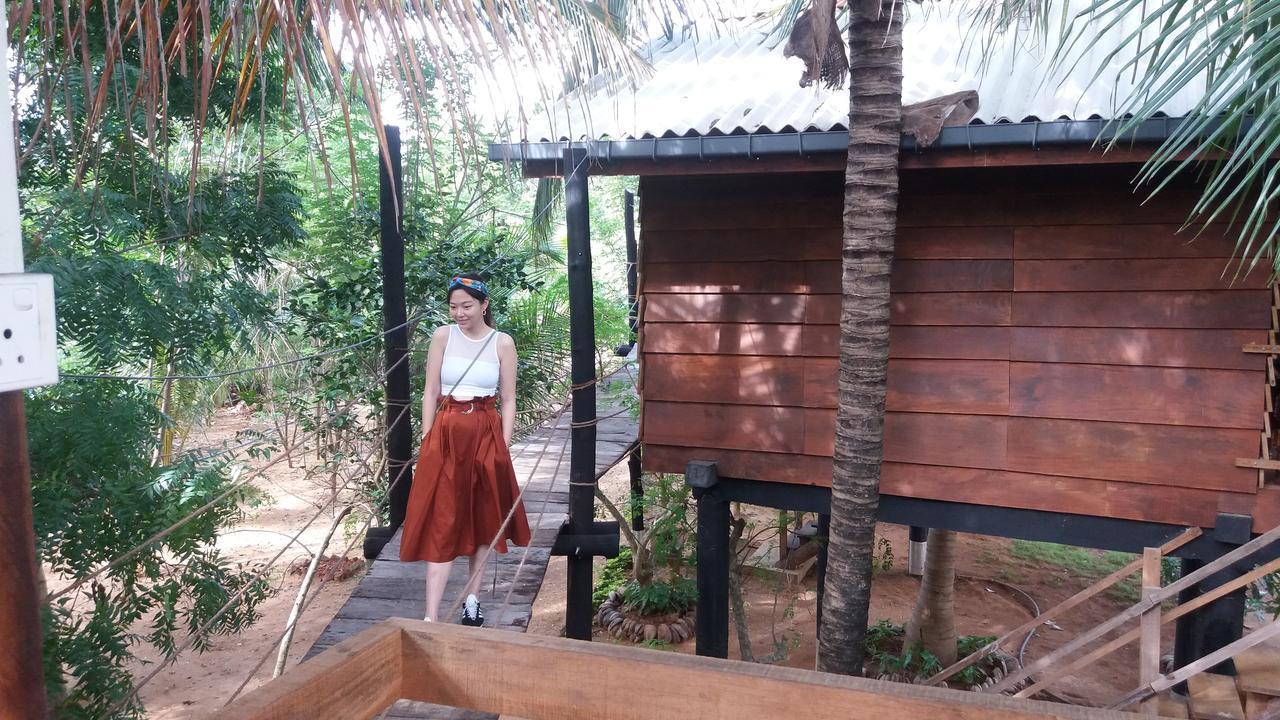 Lodge Sigiri Sarilco Rock View Treehouse *