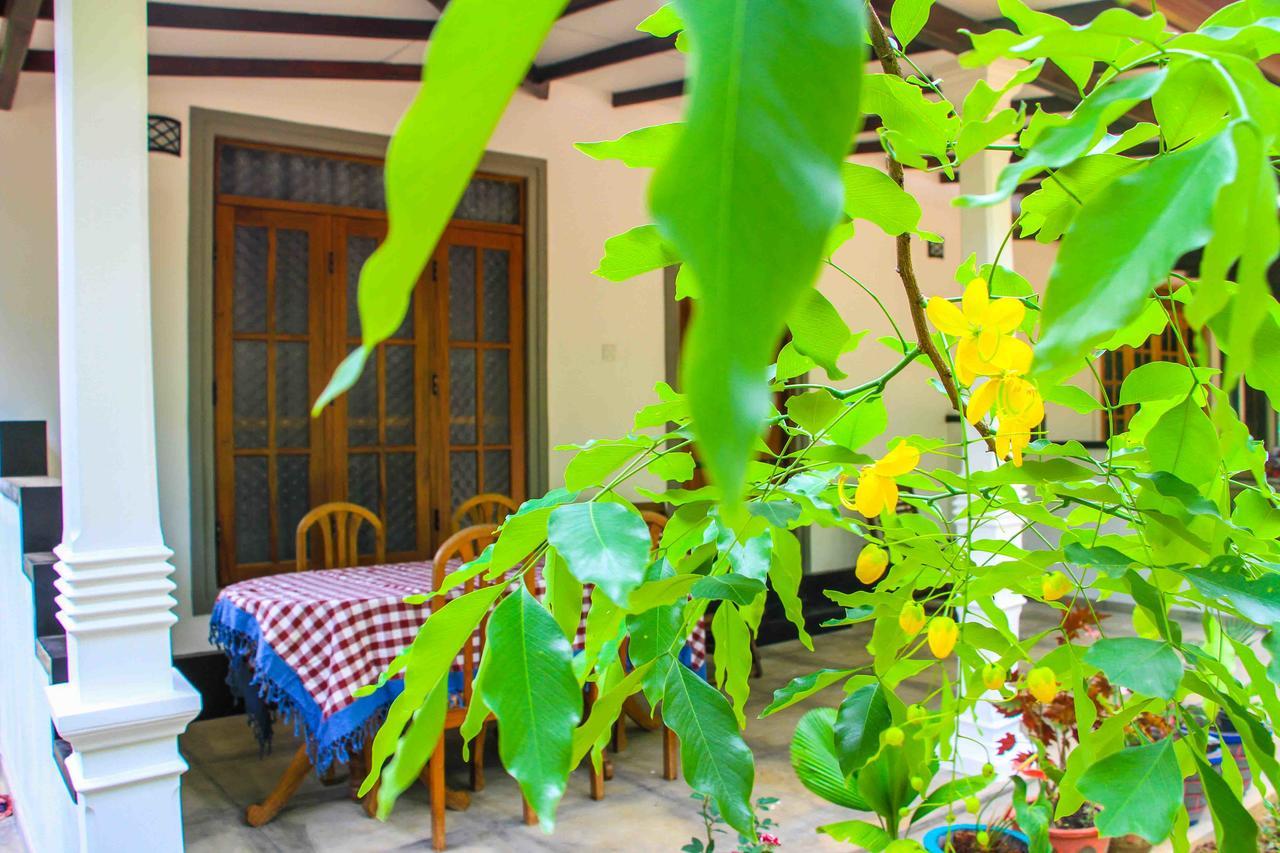 Homestay Sigiri Anu *