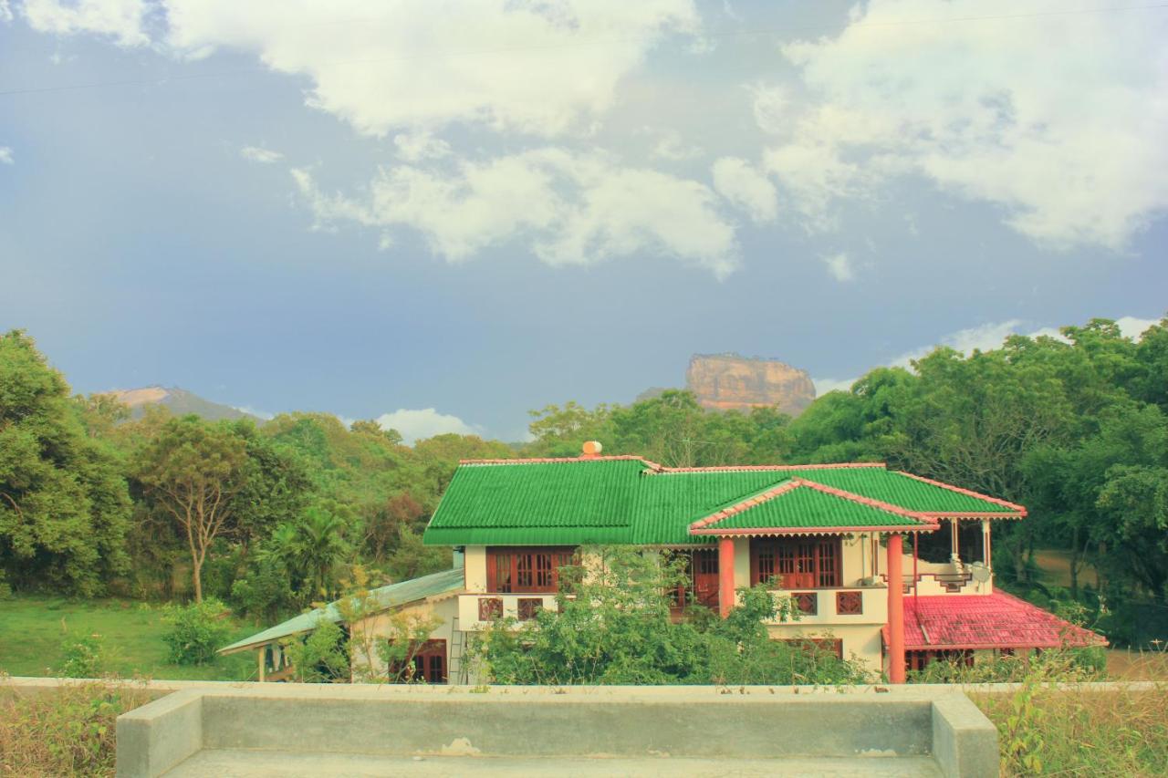 Homestay Sinhagiri