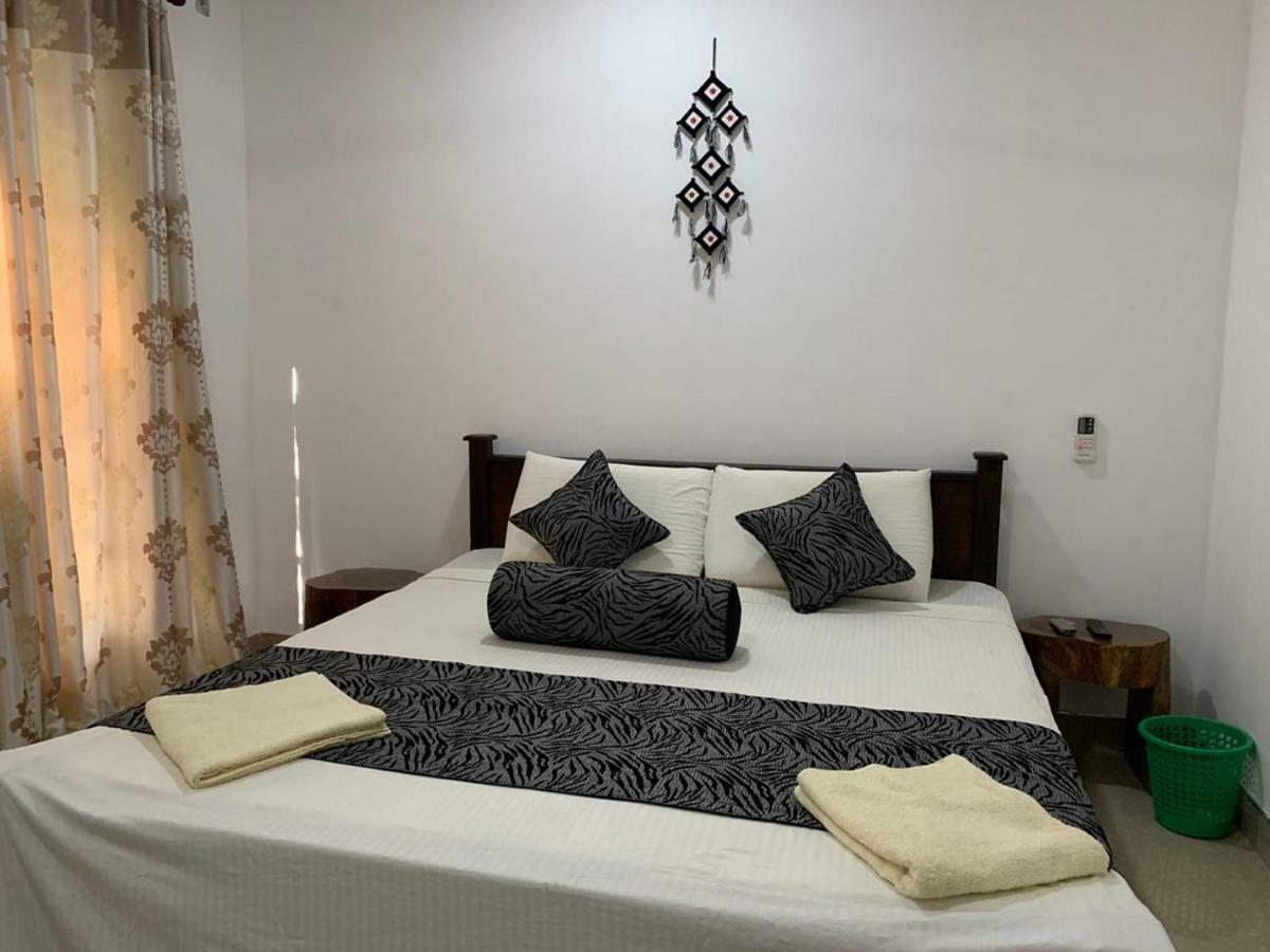 Shan Homestay *