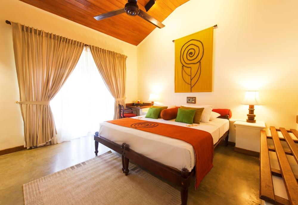 Hotel Sigiriya 5*