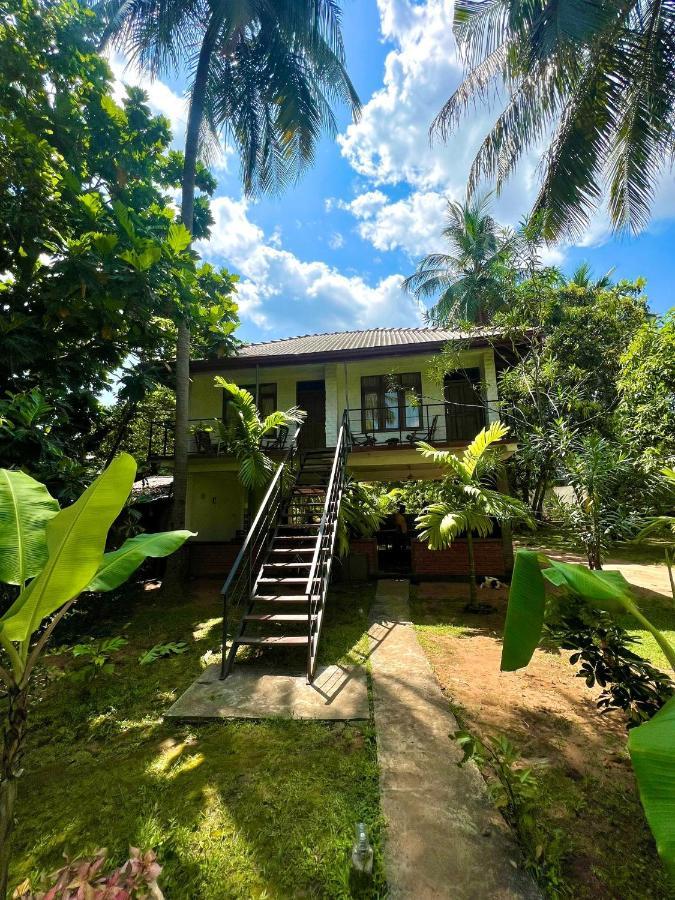 Liyon Rest Guest house *