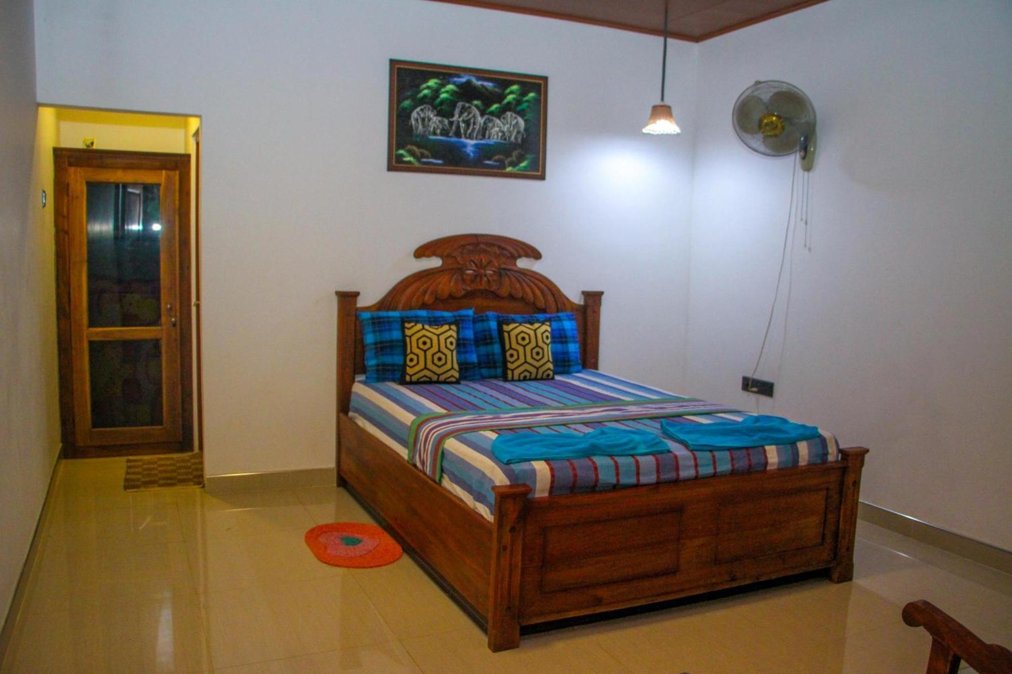 Sigiri Nisala Guest house *