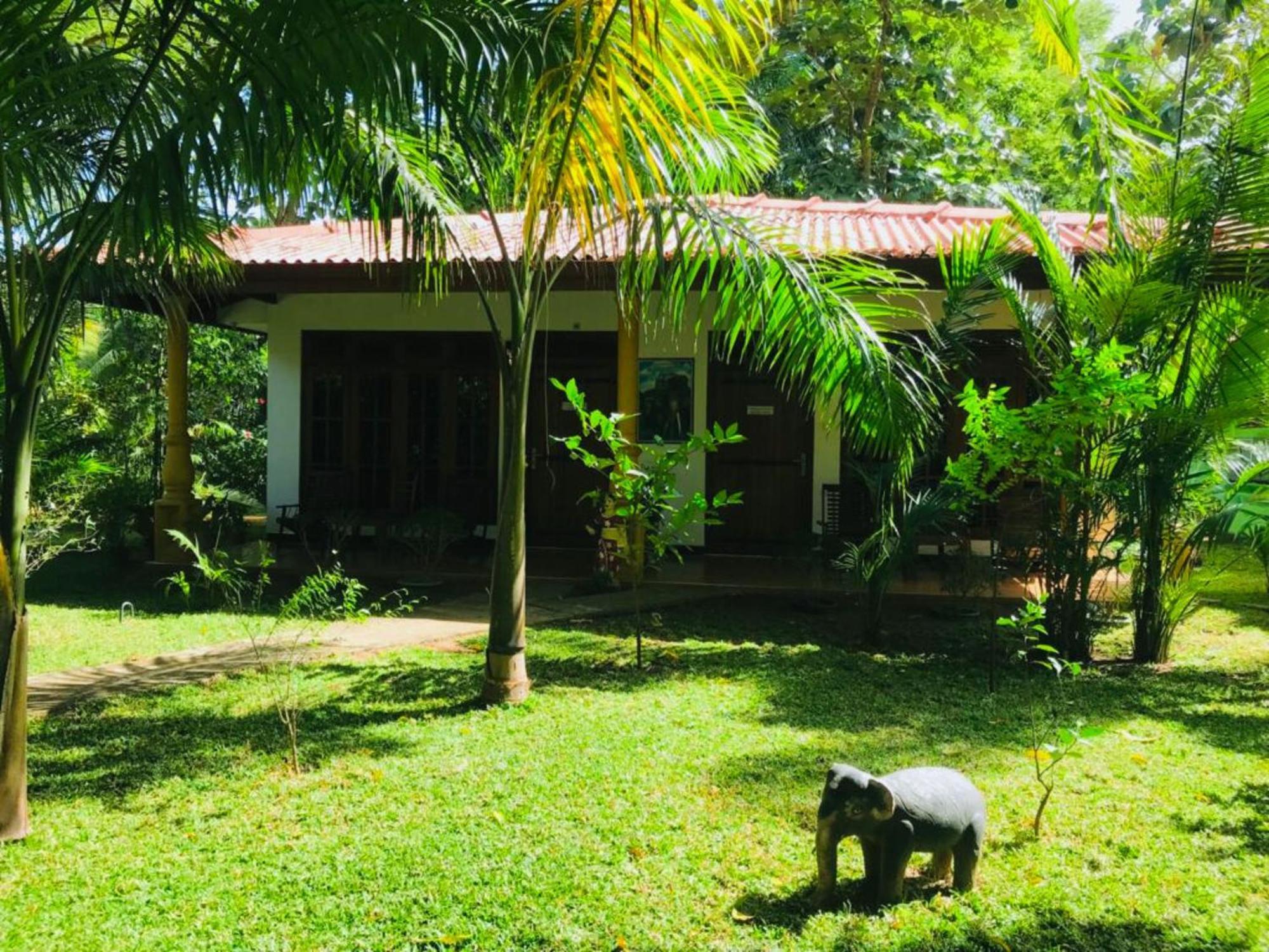 Ranasinghe Nature * Sigiriya