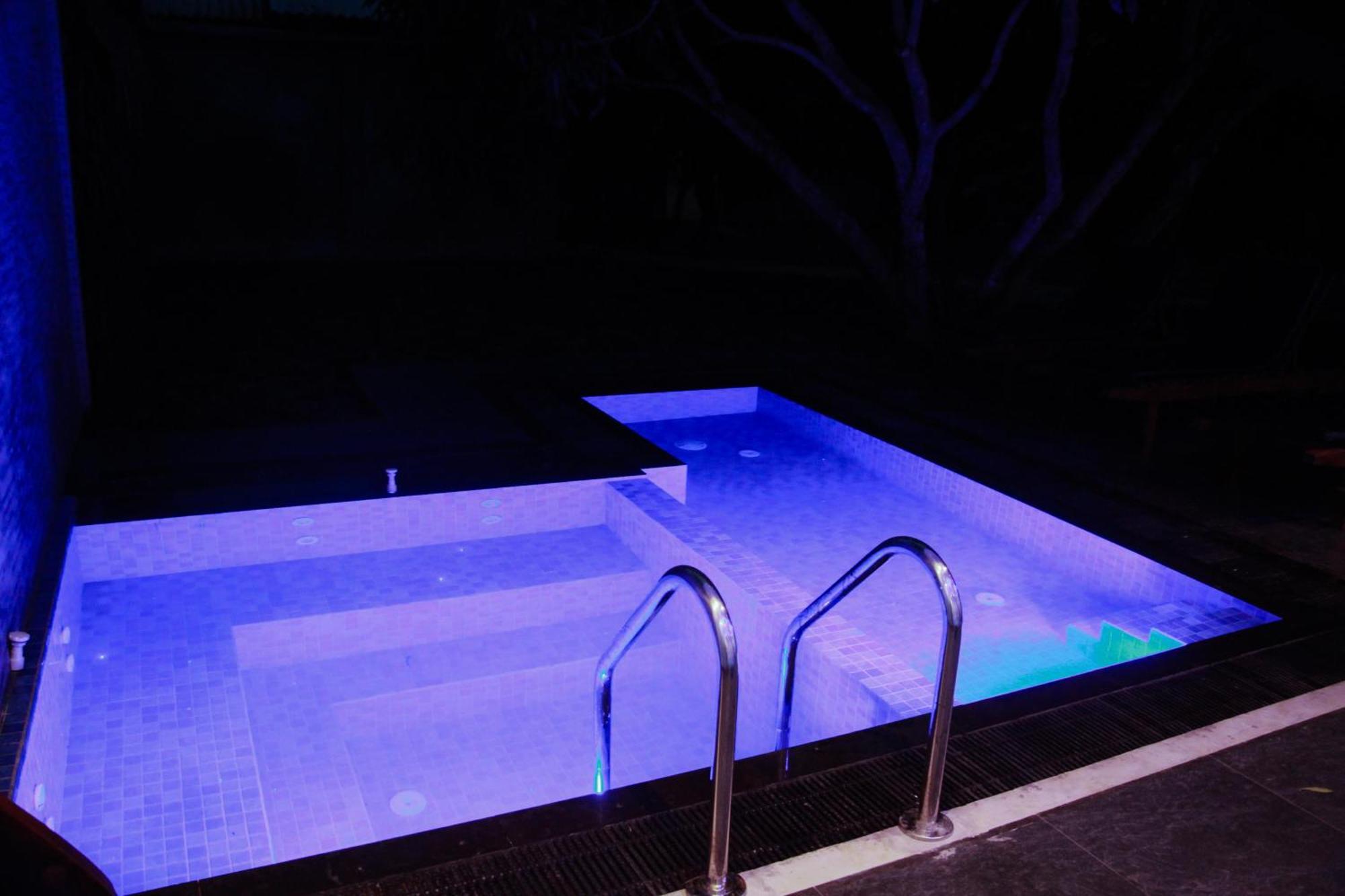 Water Villa *