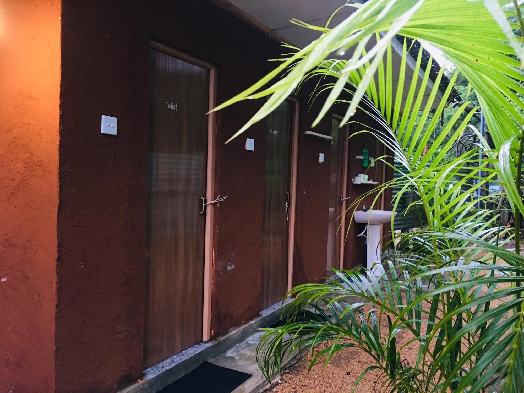 Hostel Another World *