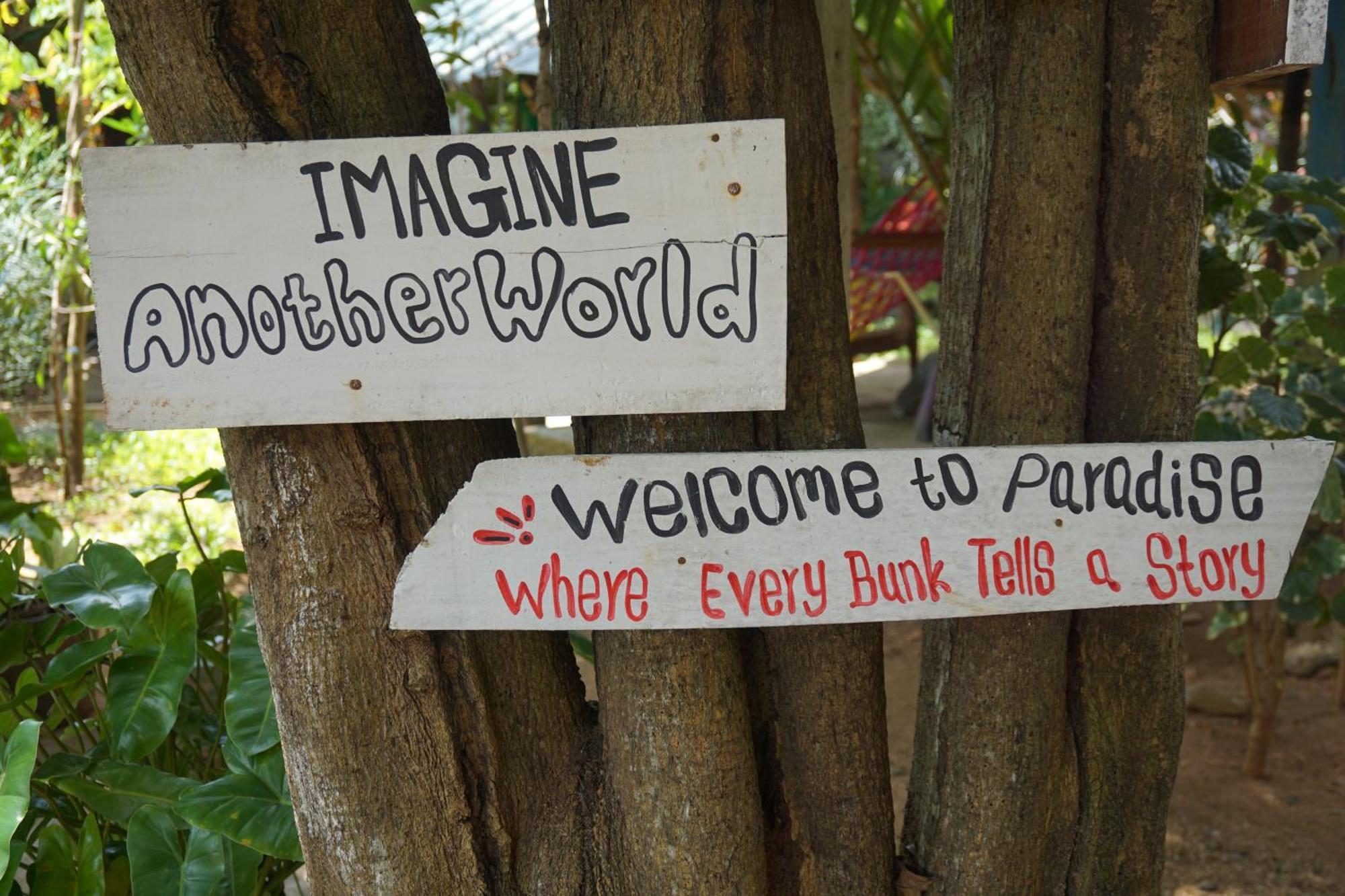 Another World Hostel Sigiriya