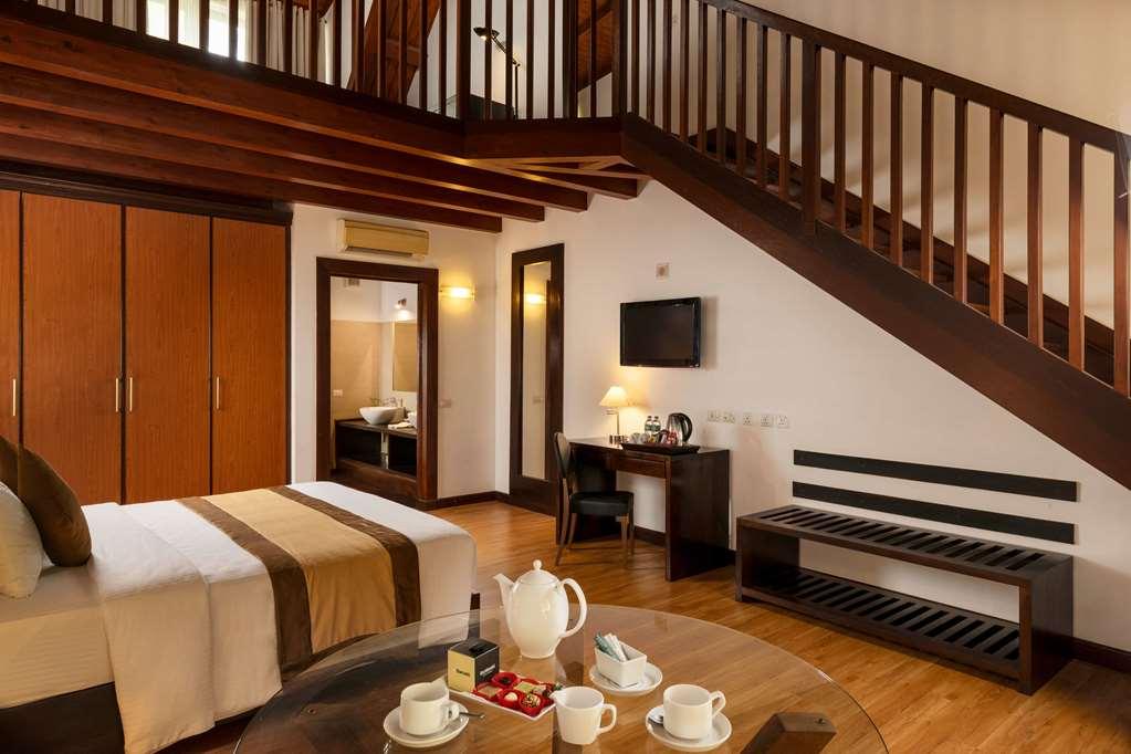Hotel Occidental Paradise Dambulla 5*