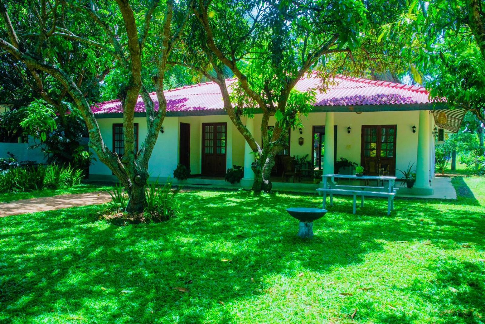 Dhona's Apartment Sigiriya