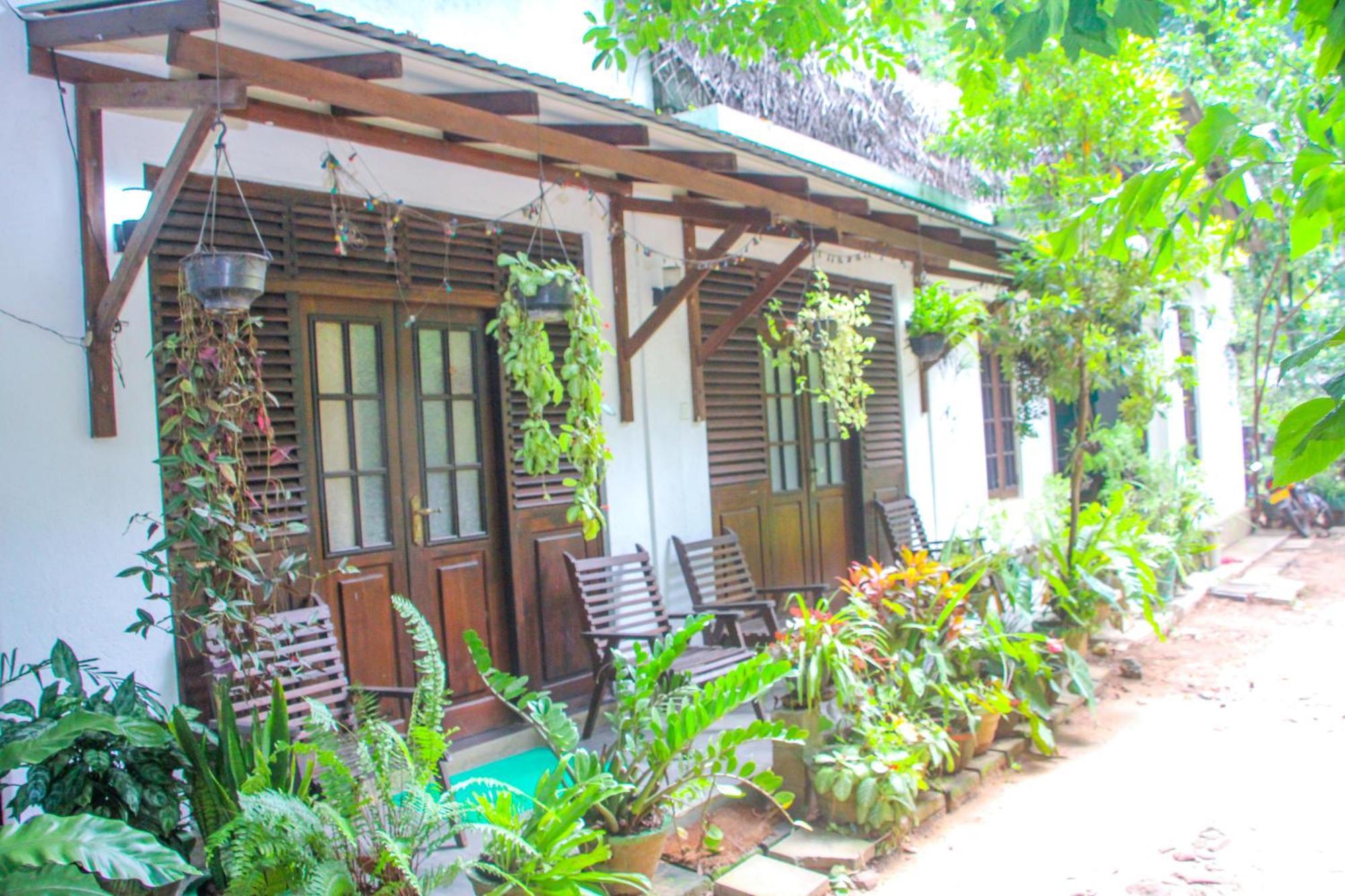 Guest house The Rock Sigiriya
