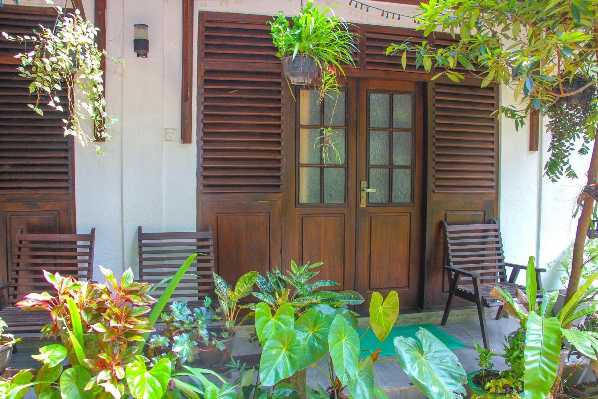 Guest house The Rock Sigiriya