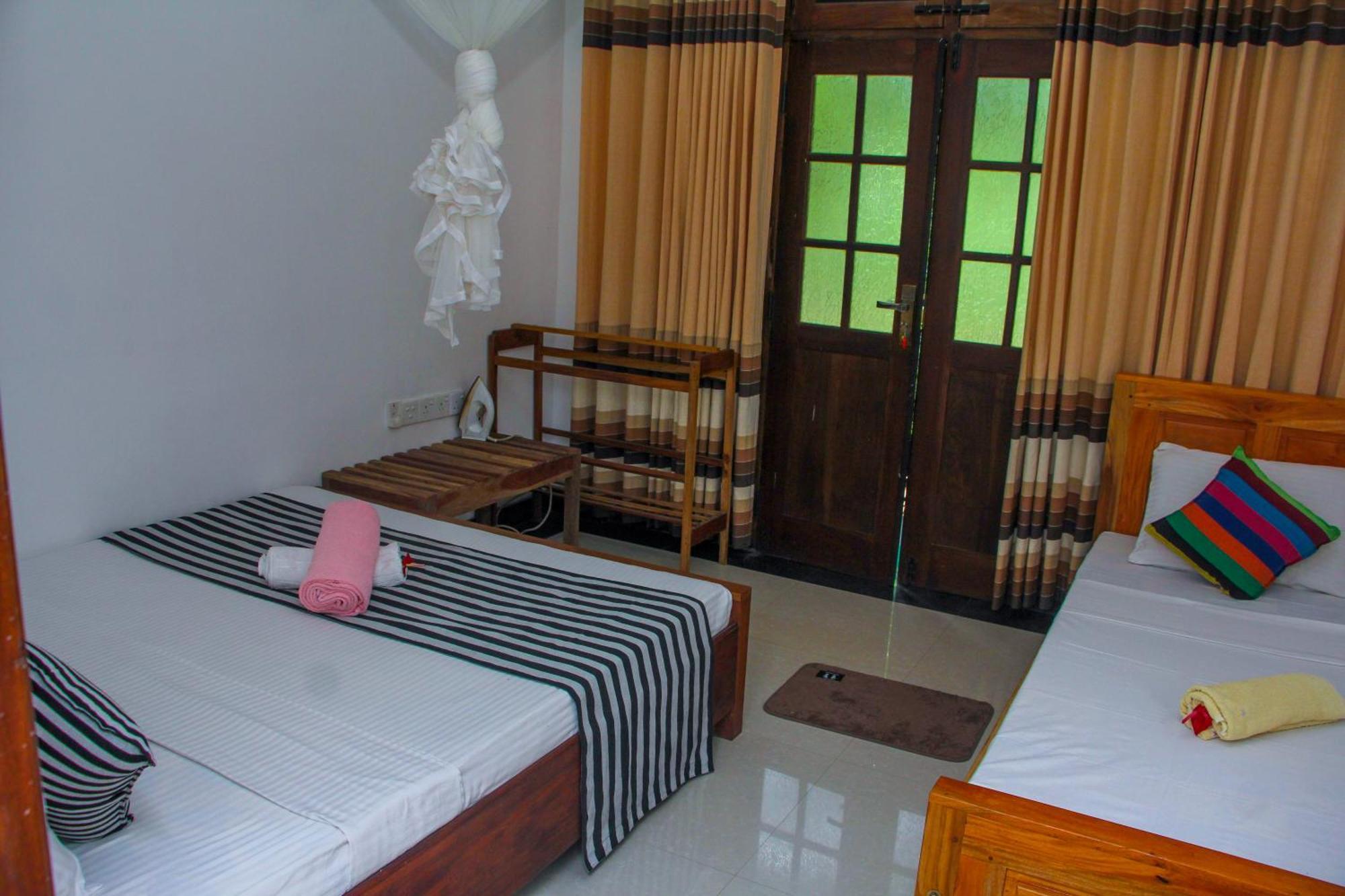 Guest house The Rock
