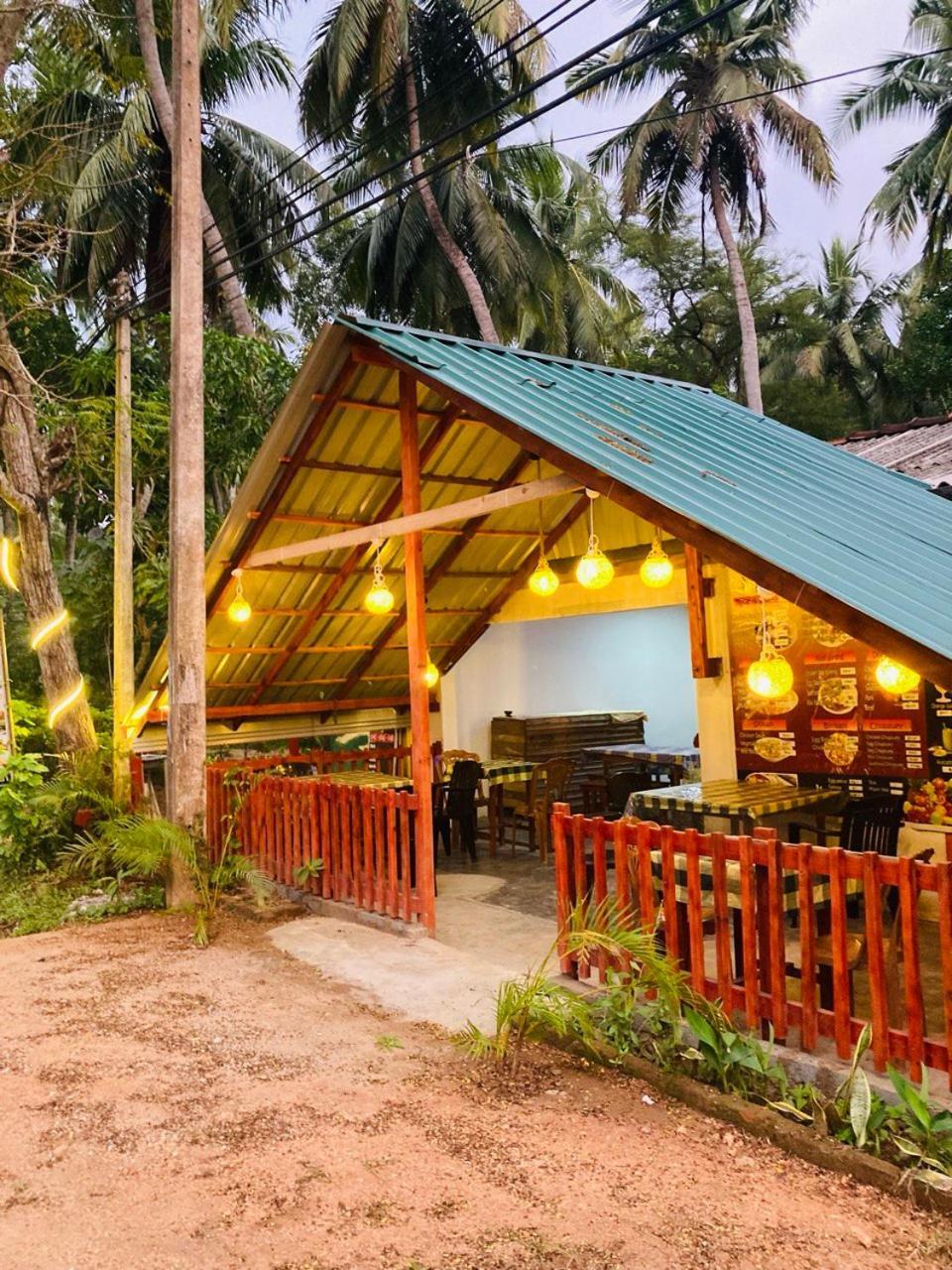 Sigiri Tree House *
