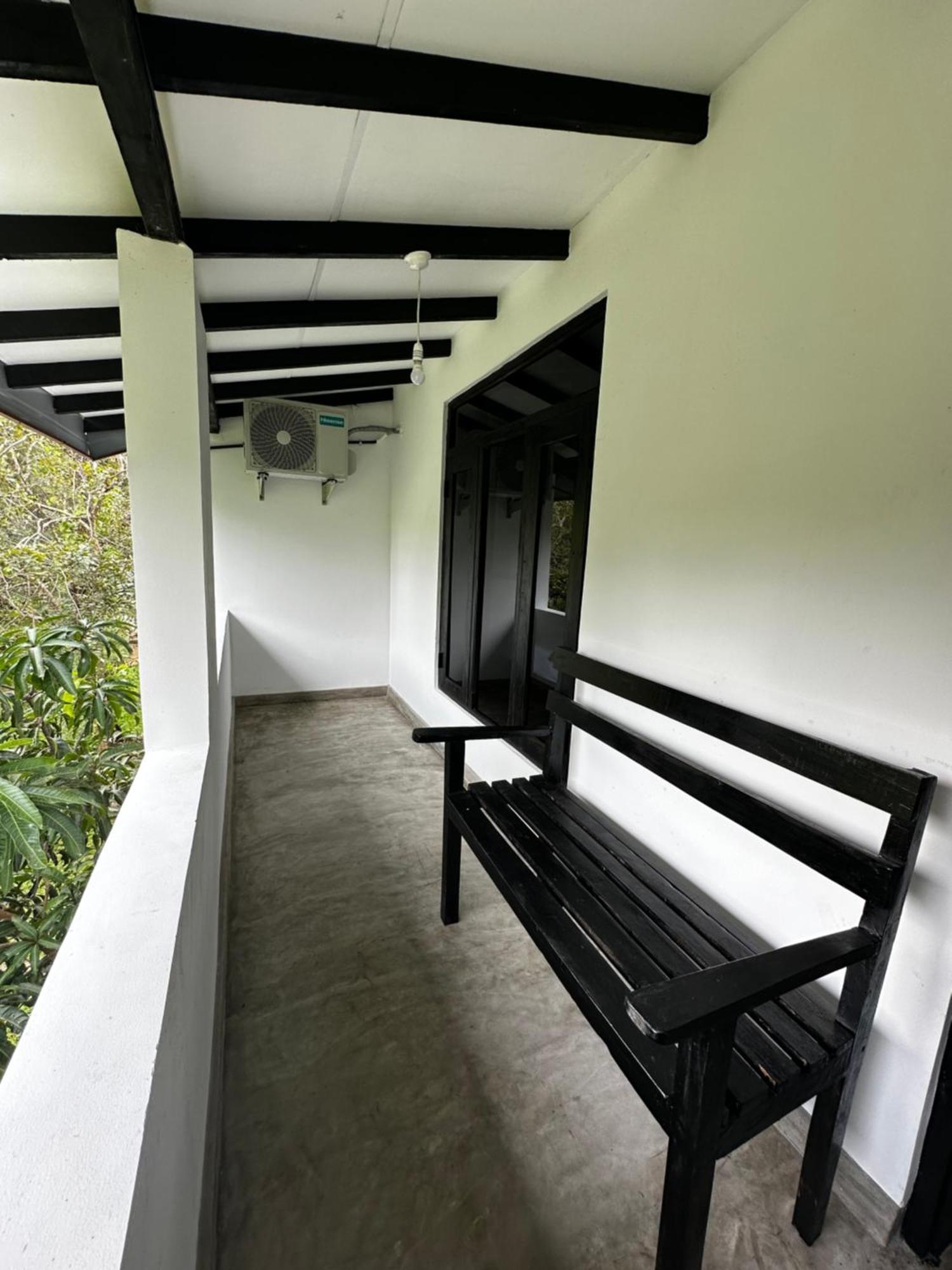 Hotel New Sigiri Kele 4*