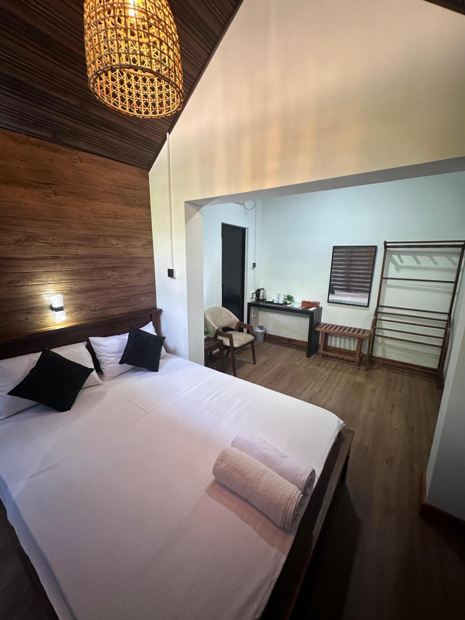 Singhagiri Haven Guest house *