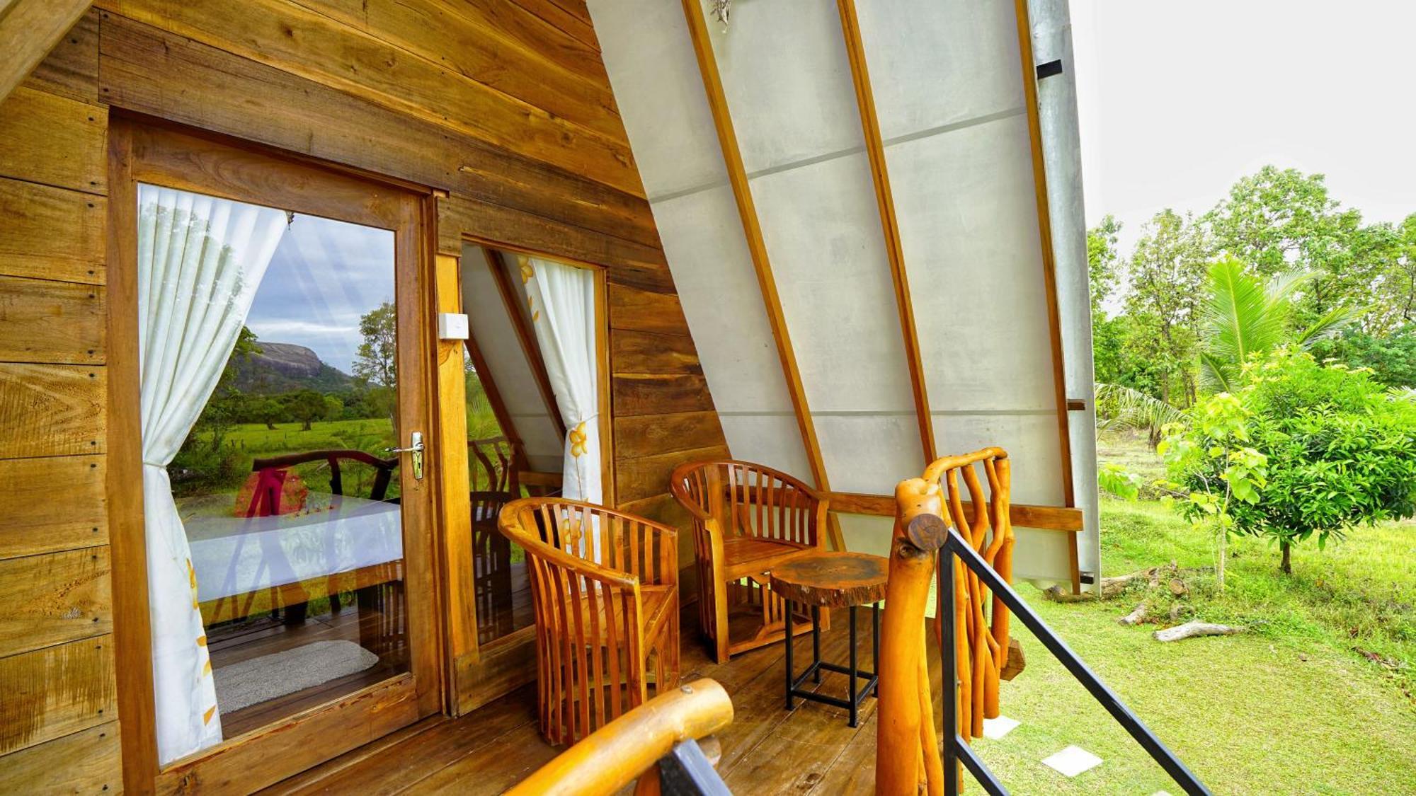 Bed & Breakfast Golden Rock Retreat *