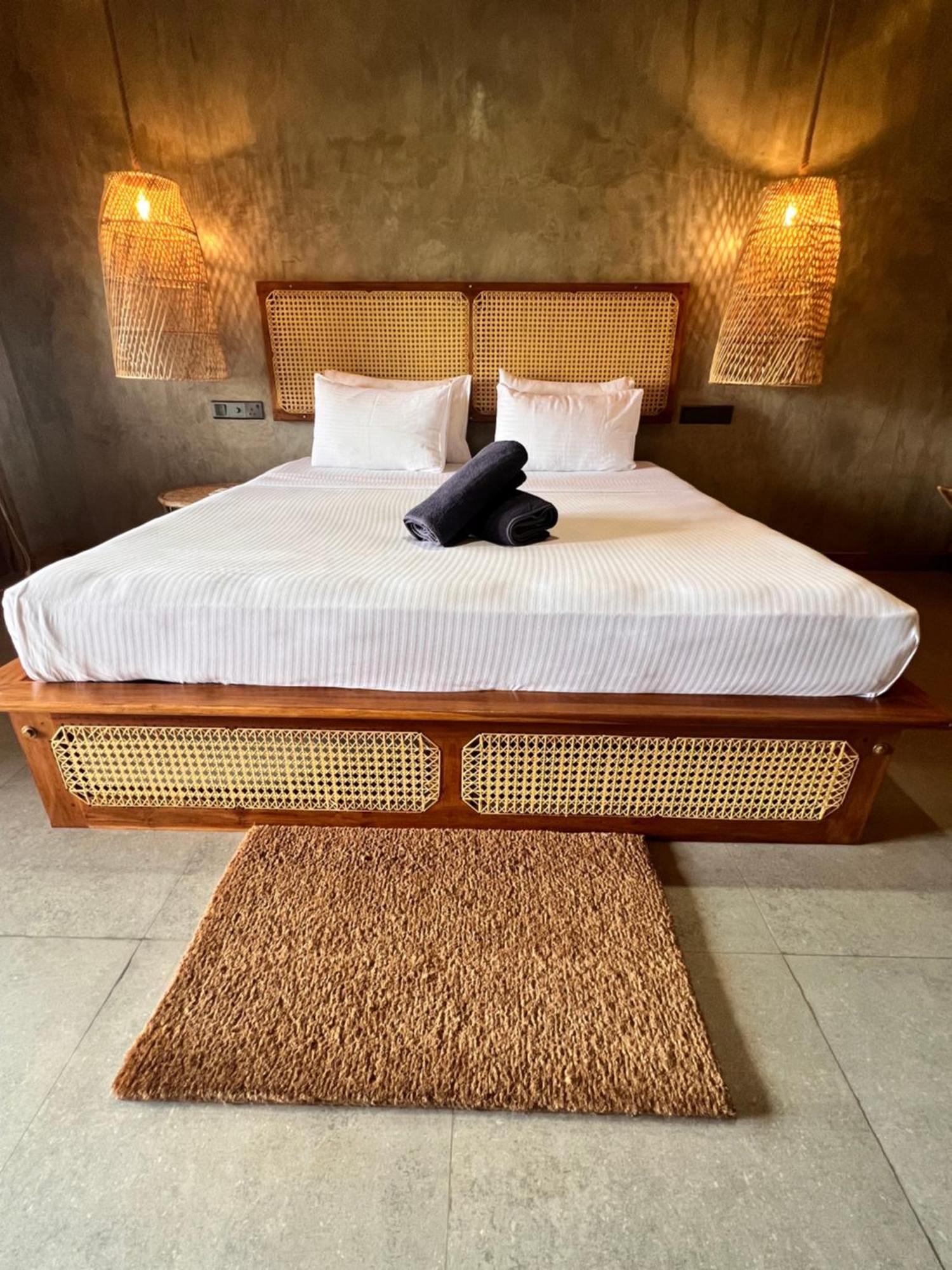 Roy's * Sigiriya