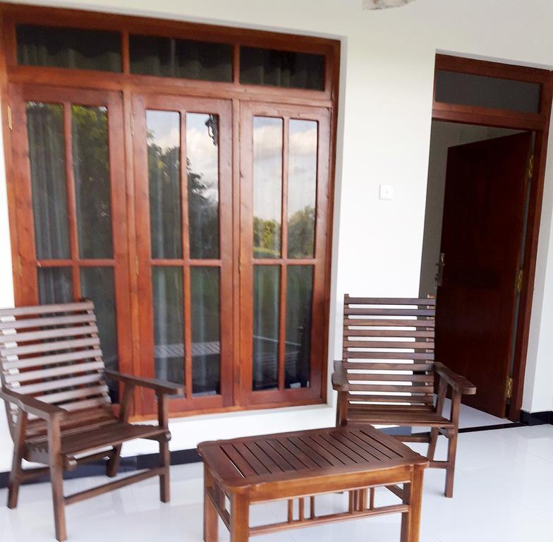 Paradise Guest house Sigiriya