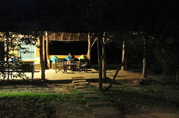 Back Of Beyond - Wild Haven Lodge
