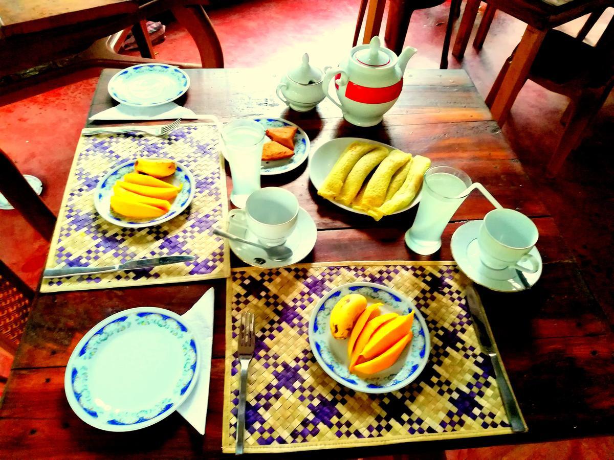 Homestay Sisira - *