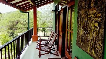 Melrose 2* Sigiriya