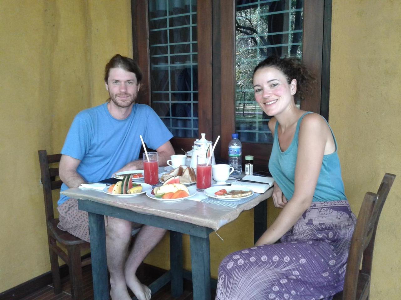 Ali Adi Eco * Sigiriya