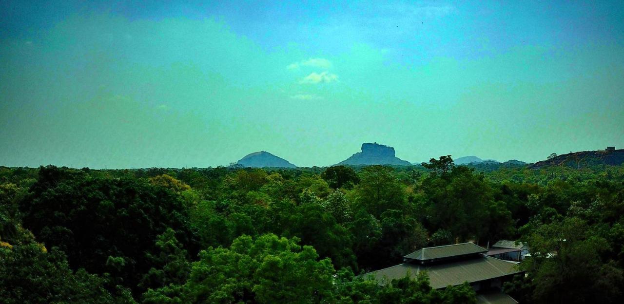 Lahiru Homestay Sigiriya