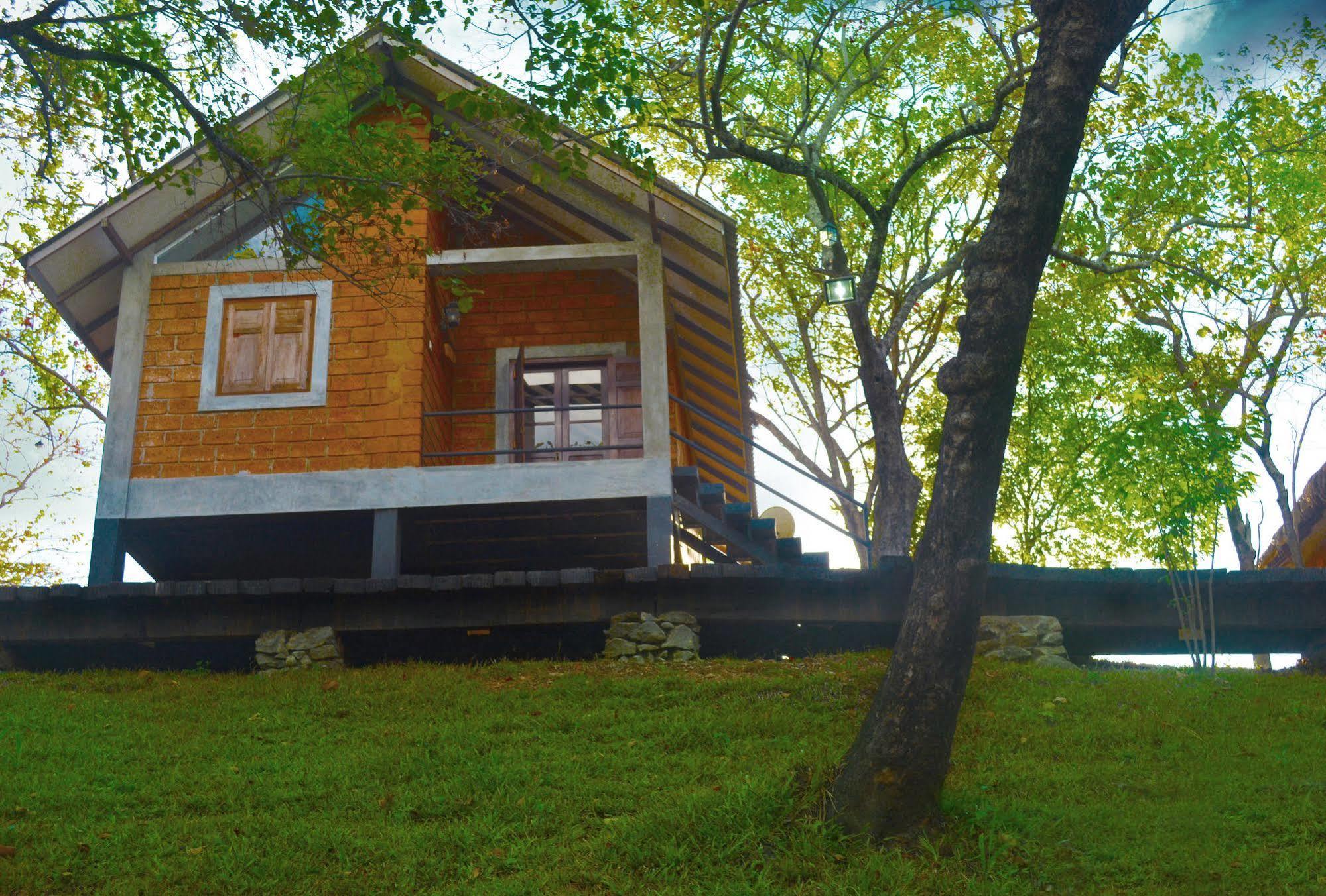 Resort Elephant Stables Dambulla 4*