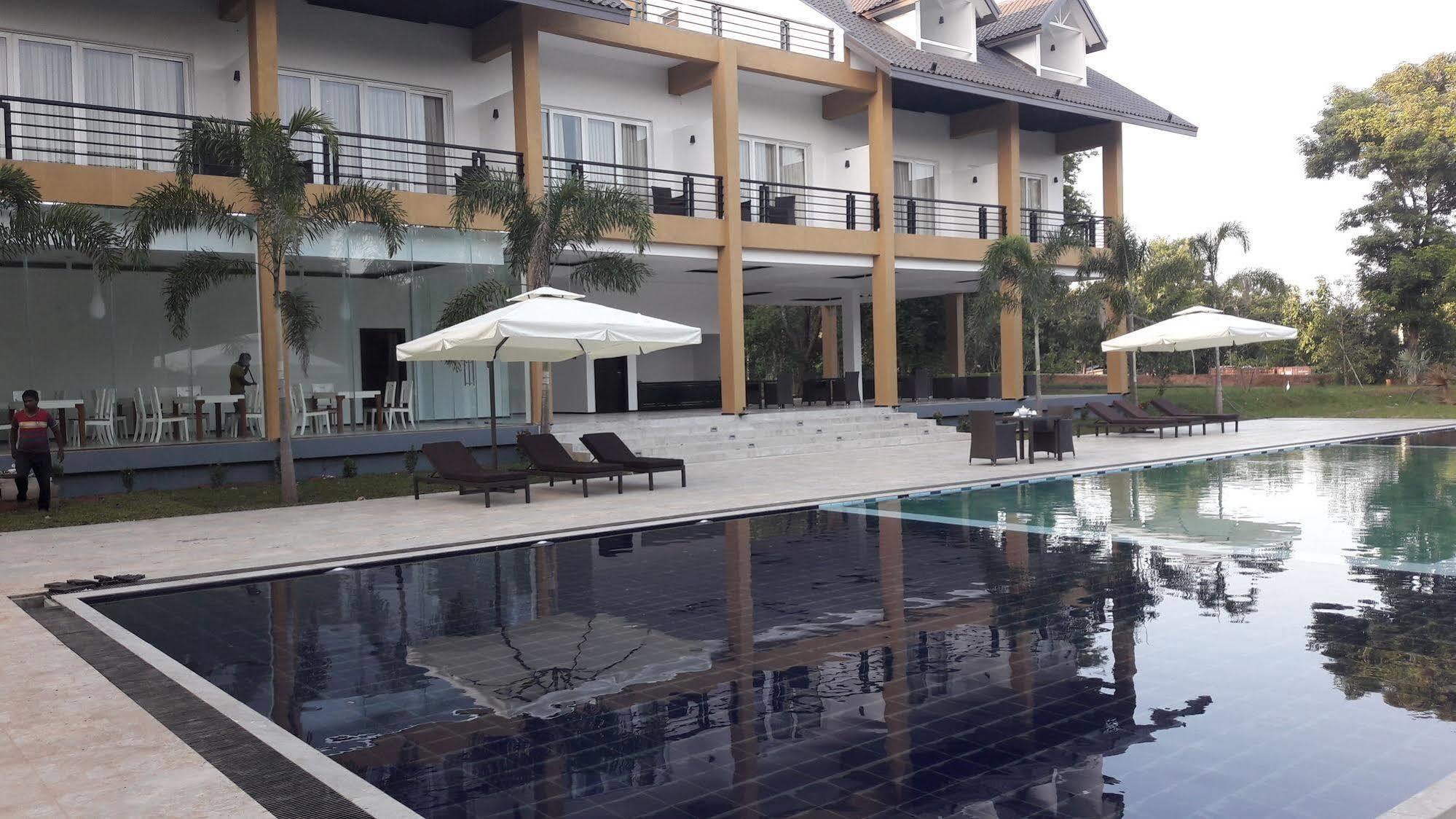 Cassandra Culture Hotel 4*