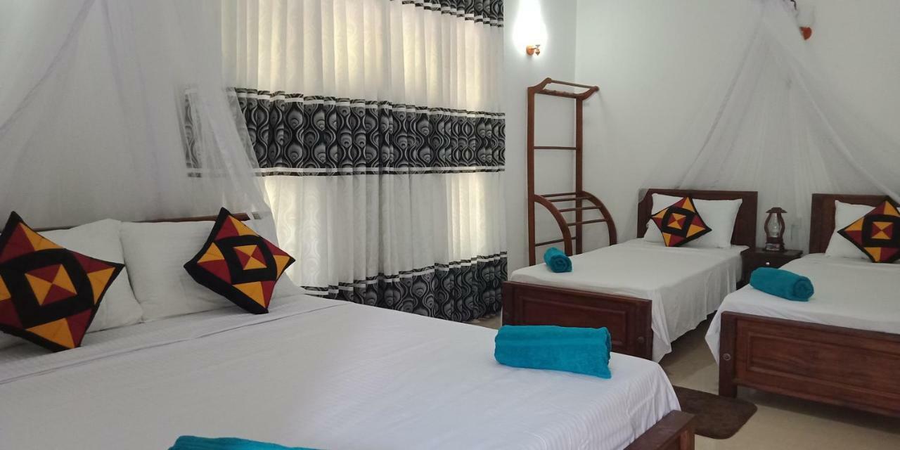 Liyara * Sigiriya