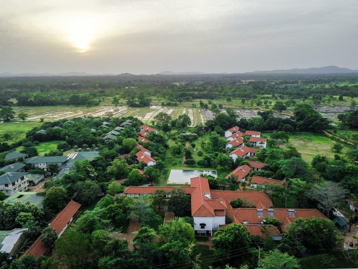 Sigiriyajungles & 5* Sigiriya