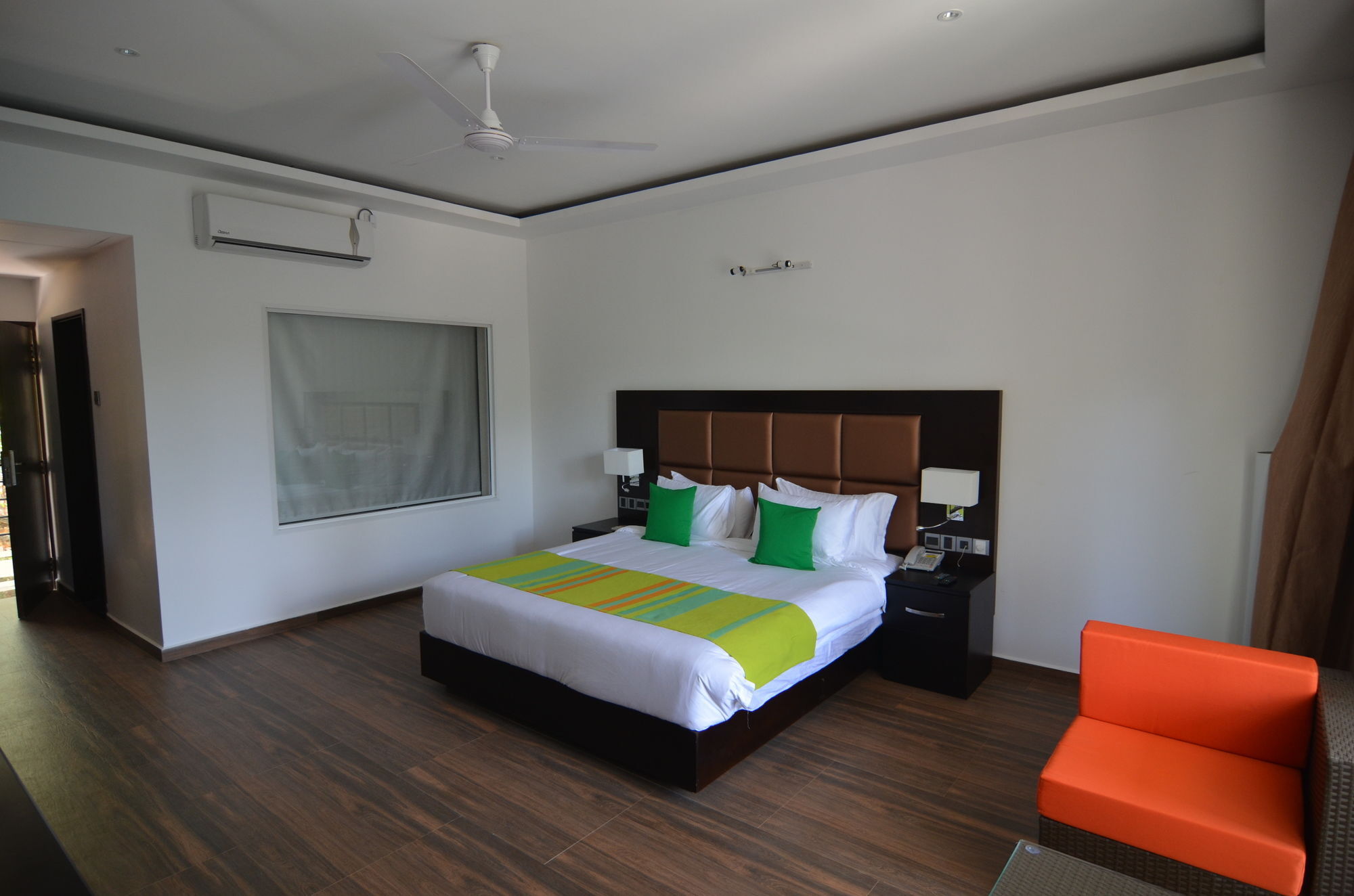 Cassandra Culture Hotel 4*